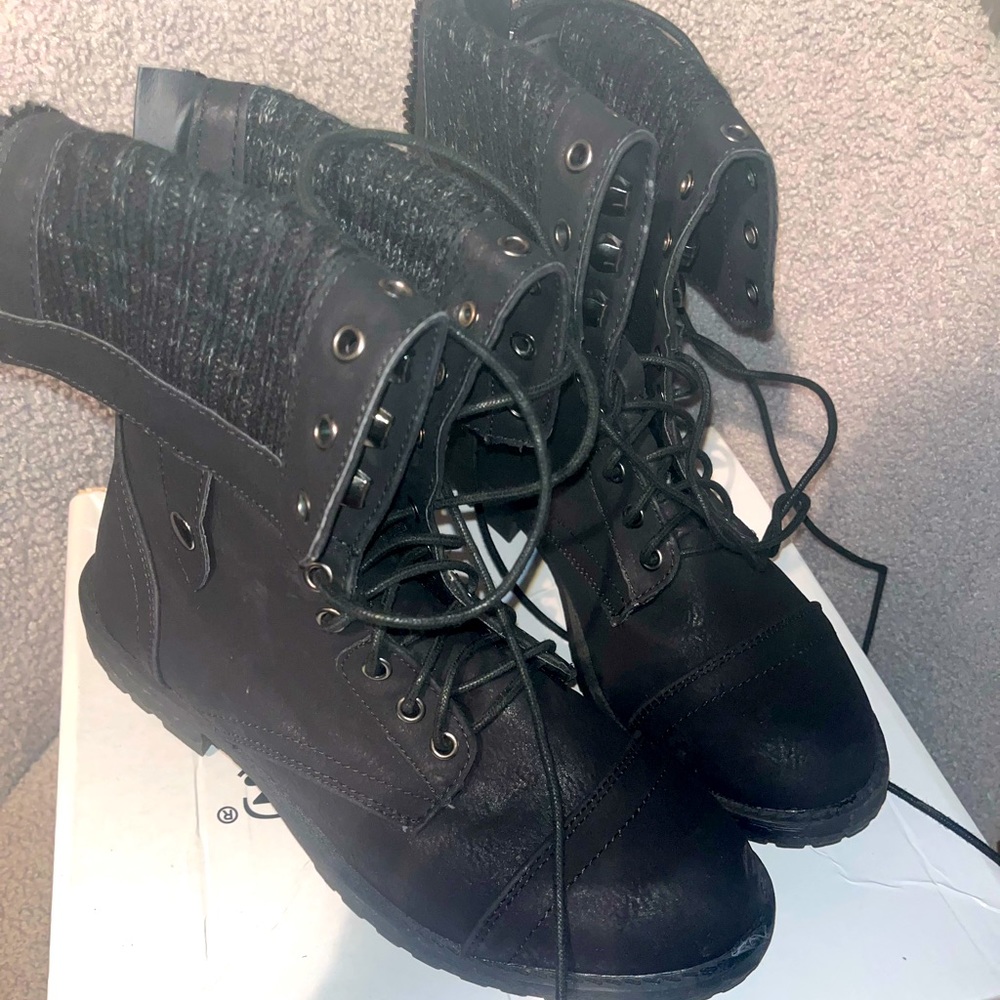 Womens fashion combat boots
